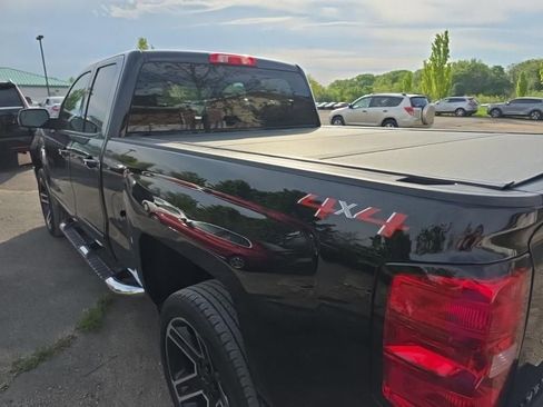 Used 2018 Chevrolet Silverado 1500 LT w/ LPO, Black Pack AWD/4WD image 3
