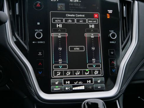 Certified 2025 Subaru Outback Premium image 23