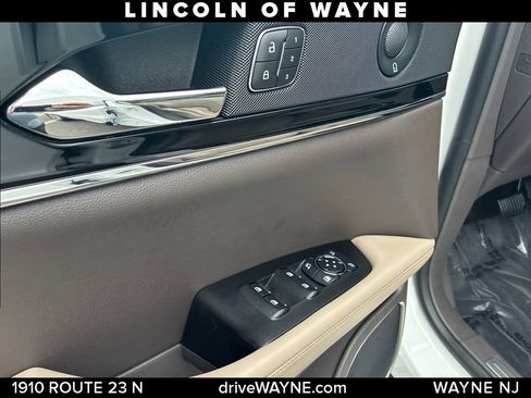Used 2023 Lincoln Nautilus Reserve w/ Equipment Group 201A AWD/4WD image 14