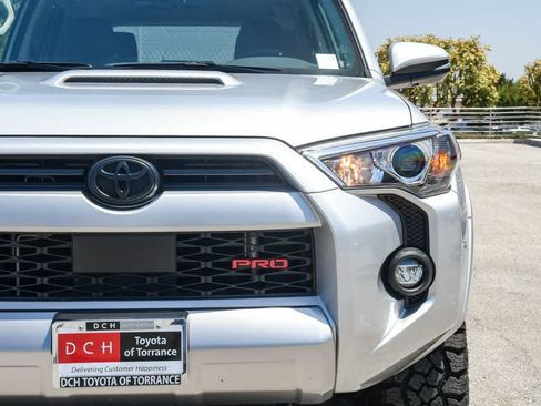 Used 2024 Toyota 4Runner TRD Off-Road Premium w/ Moonroof Package AWD/4WD image 4
