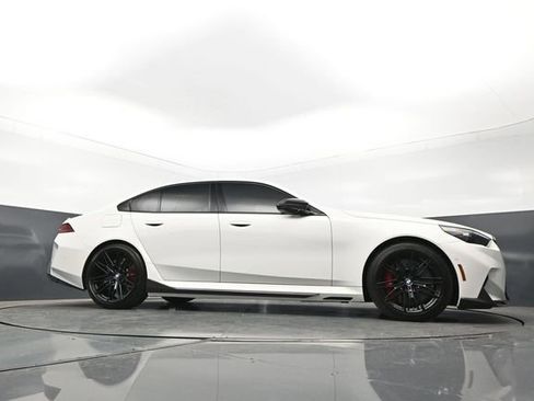Used 2025 BMW M5 w/ Carbon Package AWD/4WD image 28