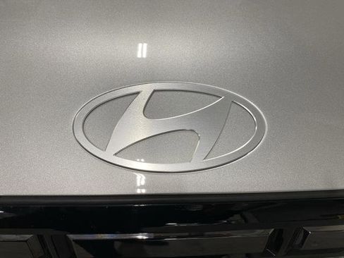 Used 2025 Hyundai Santa Fe Limited AWD/4WD image 44