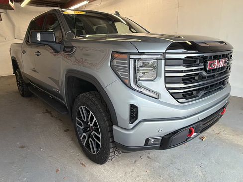 Used 2026 GMC Sierra 1500 AT4 w/ AT4 Premium Package image 4