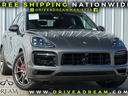 Used 2022 Porsche Cayenne GTS w/ Premium Package image 2