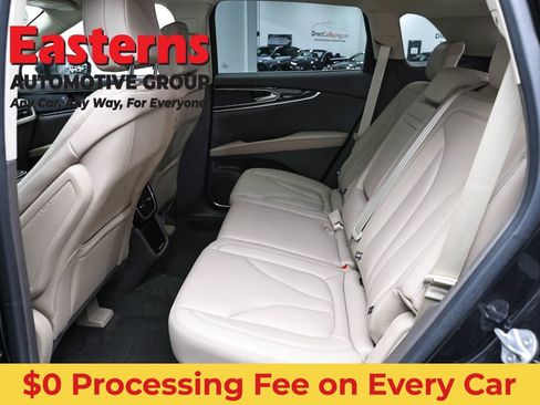 Used 2022 Lincoln Nautilus AWD w/ Premium Package image 22