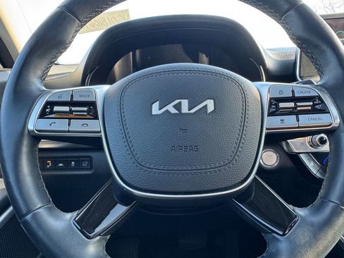 Used 2022 Kia Telluride EX w/ EX Premium Package image 17