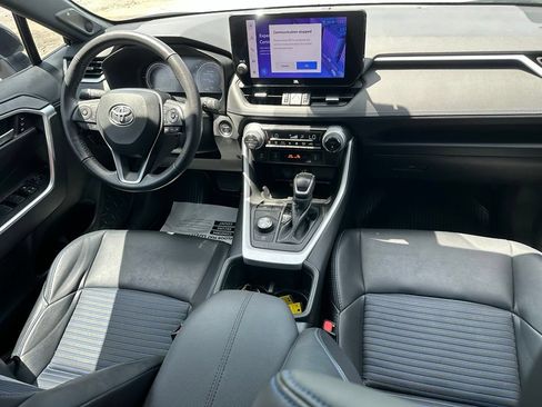 Used 2023 Toyota RAV4 XSE AWD/4WD image 31