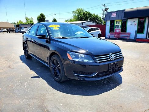 Used 2014 Volkswagen Passat 1.8T SE image 7
