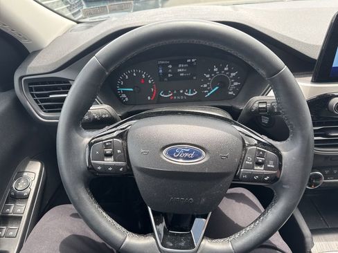 Used 2022 Ford Escape SE w/ Convenience Package AWD/4WD image 11