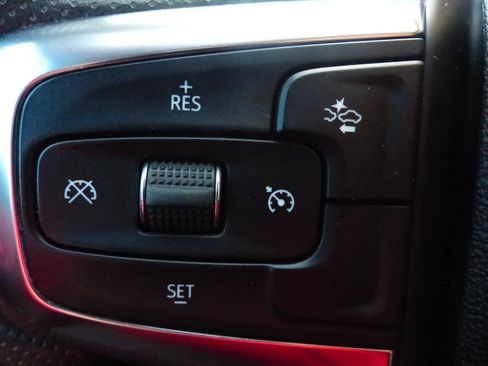 Used 2023 Chevrolet Blazer LT FWD image 26