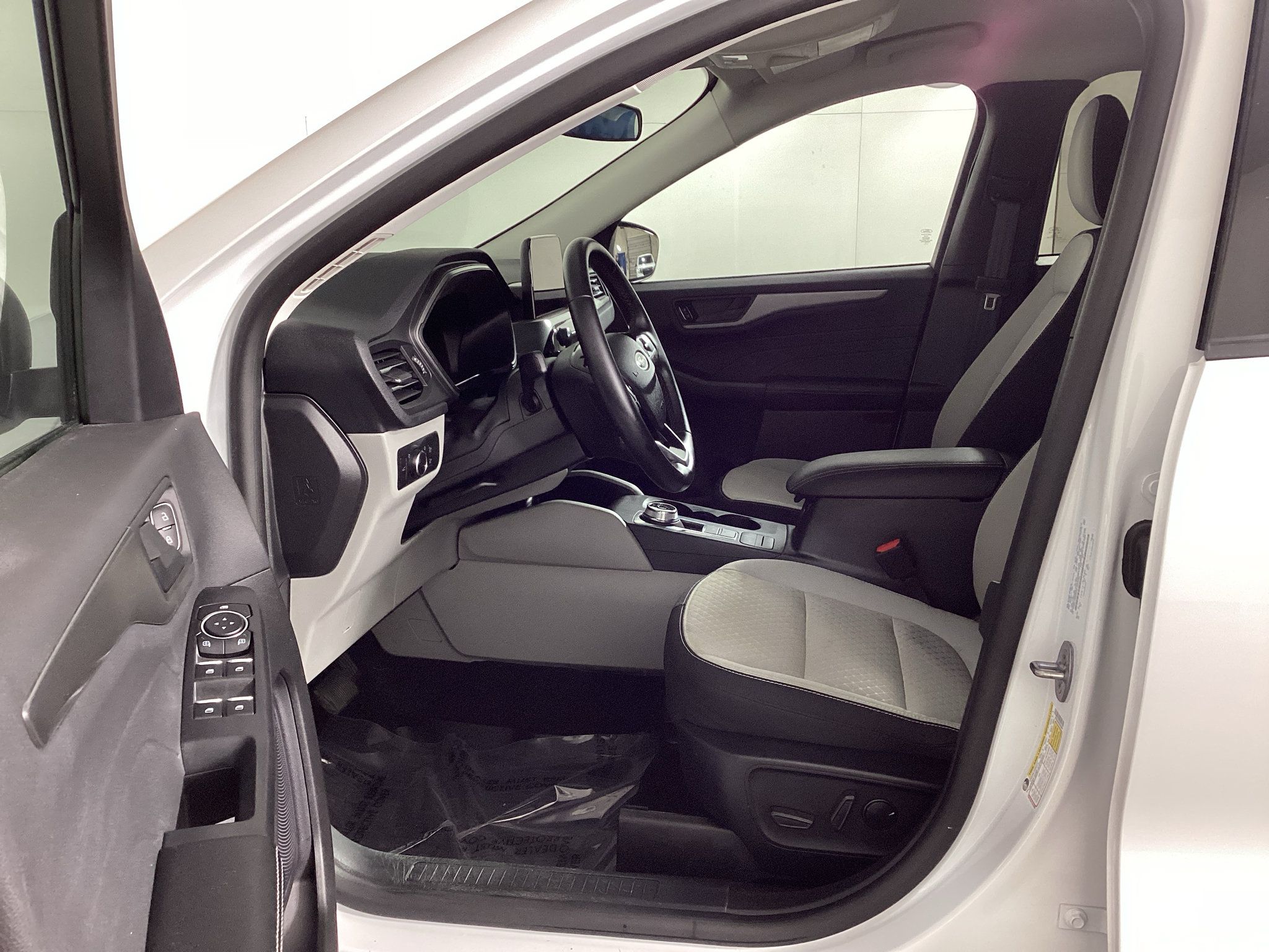 Used 2024 Ford Escape Active AWD/4WD image 15