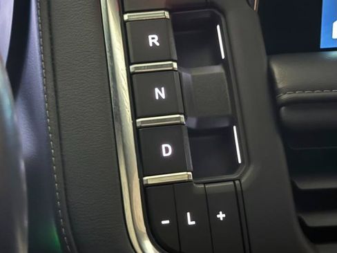 Used 2022 Chevrolet Tahoe LT AWD/4WD image 36
