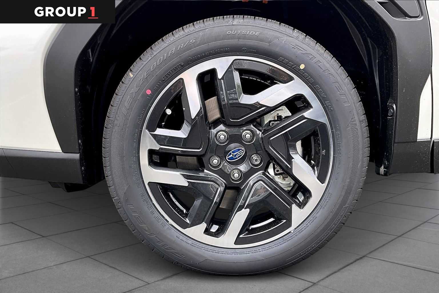 Certified 2025 Subaru Forester Limited AWD/4WD image 11