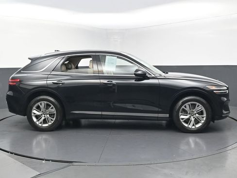 Used 2023 Genesis GV70 2.5T AWD/4WD image 6