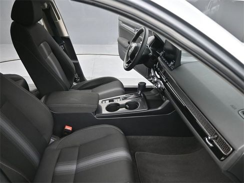 Used 2023 Honda Civic LX image 25
