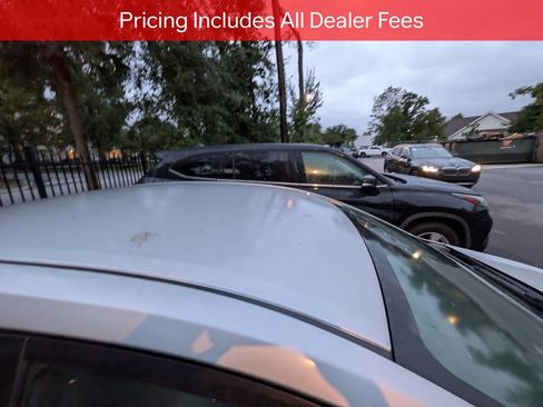 Used 2016 Toyota Corolla L FWD image 10