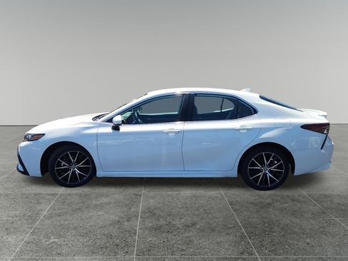 Certified 2024 Toyota Camry SE FWD image 4