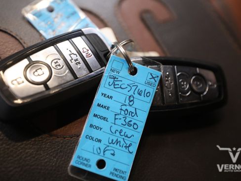 Used 2018 Ford F350 King Ranch w/ King Ranch Ultimate Package image 13