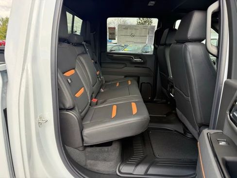 New 2026 GMC Sierra 2500 AT4 w/ AT4 Premium Plus Package AWD/4WD image 17