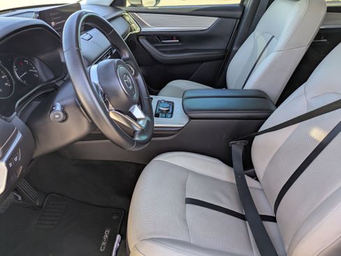 Used 2024 MAZDA CX-90 3.3 Turbo w/ Preferred Package image 26