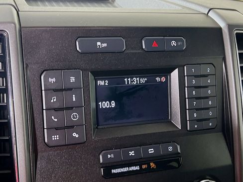 Used 2018 Ford F150 XLT image 13