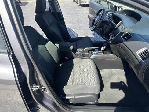 Used 2015 Honda Civic SE image 16