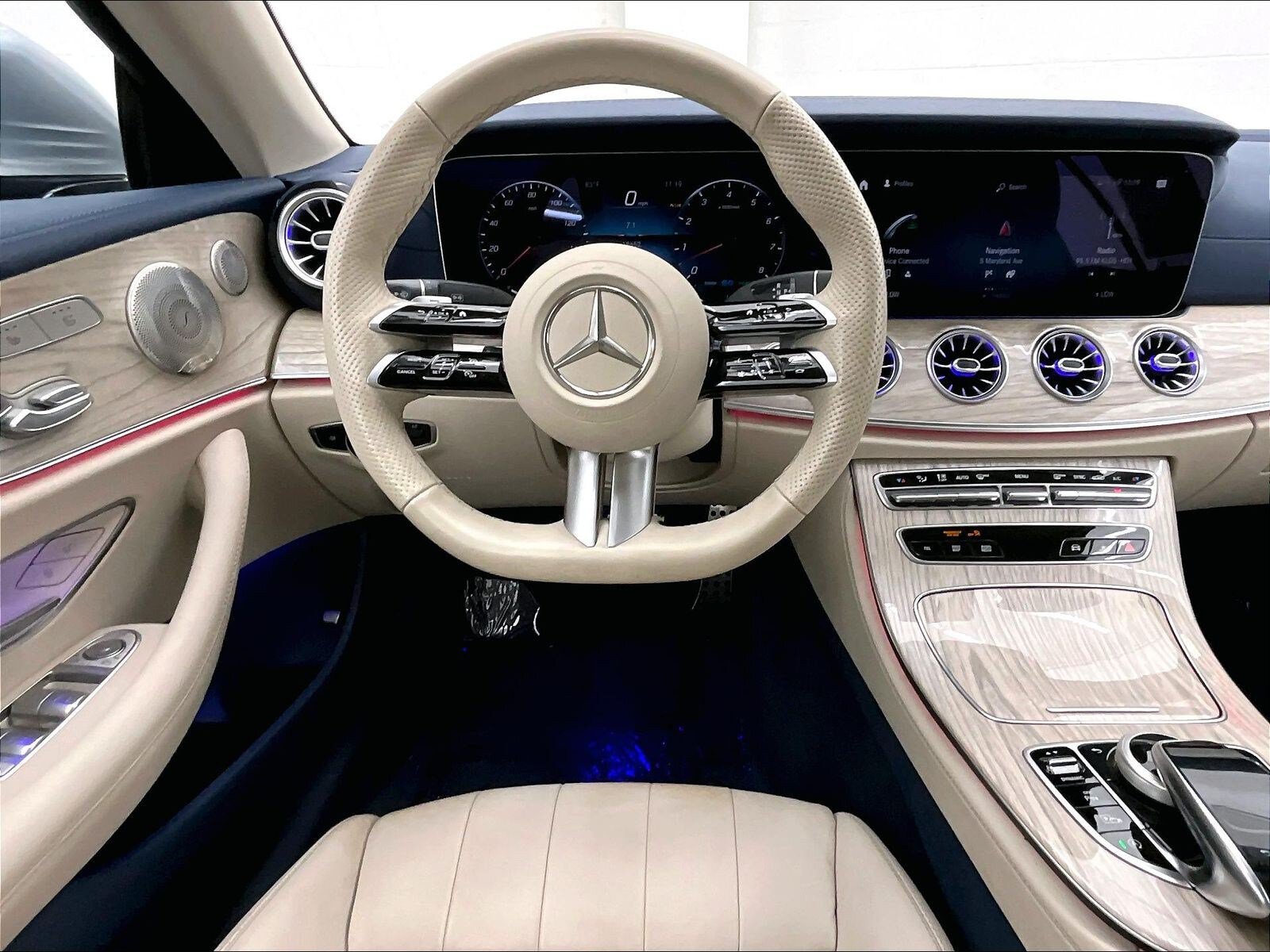 Certified 2023 Mercedes-Benz E 450 Cabriolet image 4
