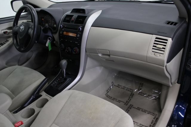 Used 2013 Toyota Corolla L FWD image 20