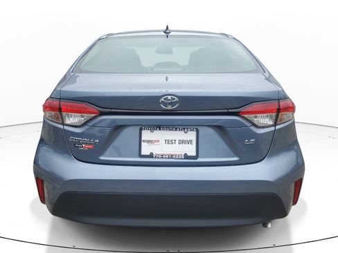 Used 2026 Toyota Corolla LE FWD image 5