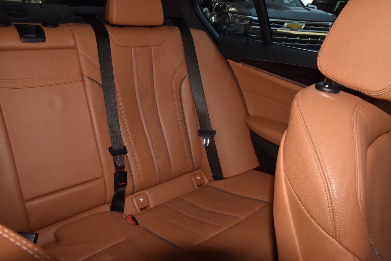 Used 2021 BMW 540i w/ Convenience Package RWD image 21
