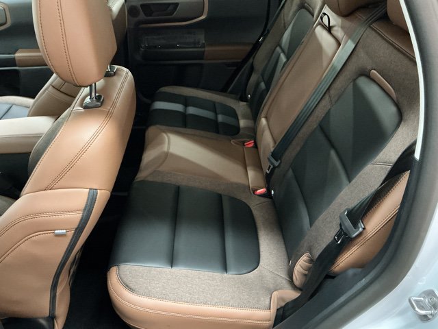 New 2026 Ford Bronco Sport Outer Banks w/ Outer Banks Tech Package+ AWD/4WD image 13