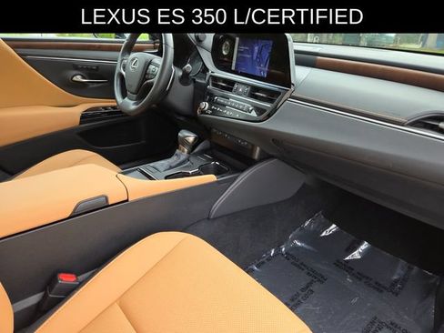 Used 2025 Lexus ES 350 w/ Premium Package FWD image 9
