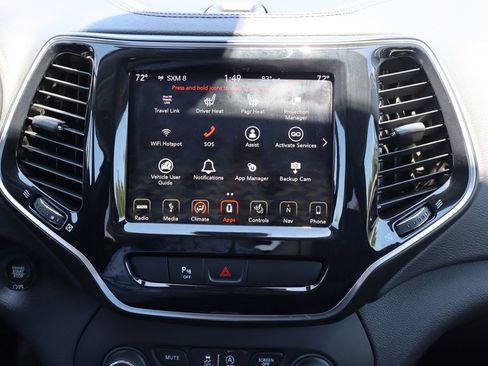 Used 2019 Jeep Cherokee Limited AWD/4WD image 12