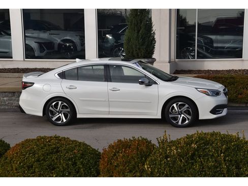 Used 2021 Subaru Legacy Touring XT image 3