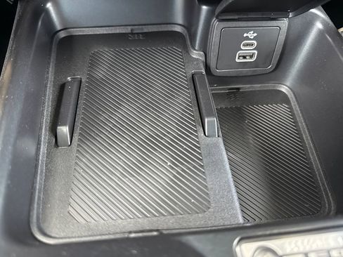 New 2026 Ford Bronco Badlands image 33