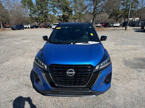 Used 2023 Nissan Kicks SR w/ SR Premium Package image 1