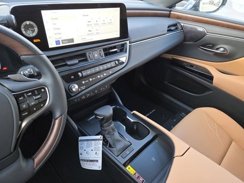 New 2025 Lexus ES 350 350 Luxury image 39