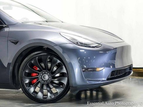 Used 2022 Tesla Model Y Performance AWD/4WD image 2