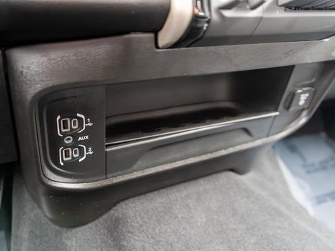 Used 2024 RAM 2500 Laramie image 33