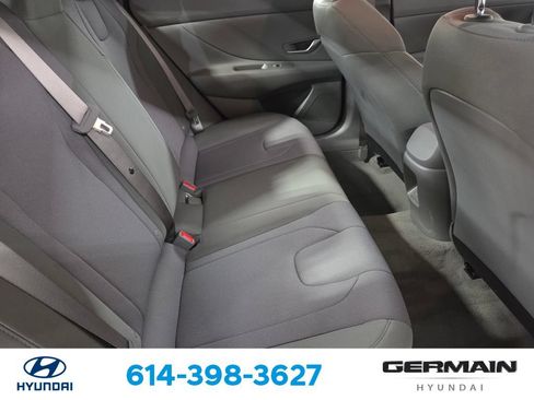 Certified 2026 Hyundai Elantra SE FWD image 20