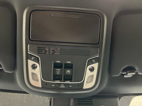 Used 2025 Honda Ridgeline TrailSport image 45