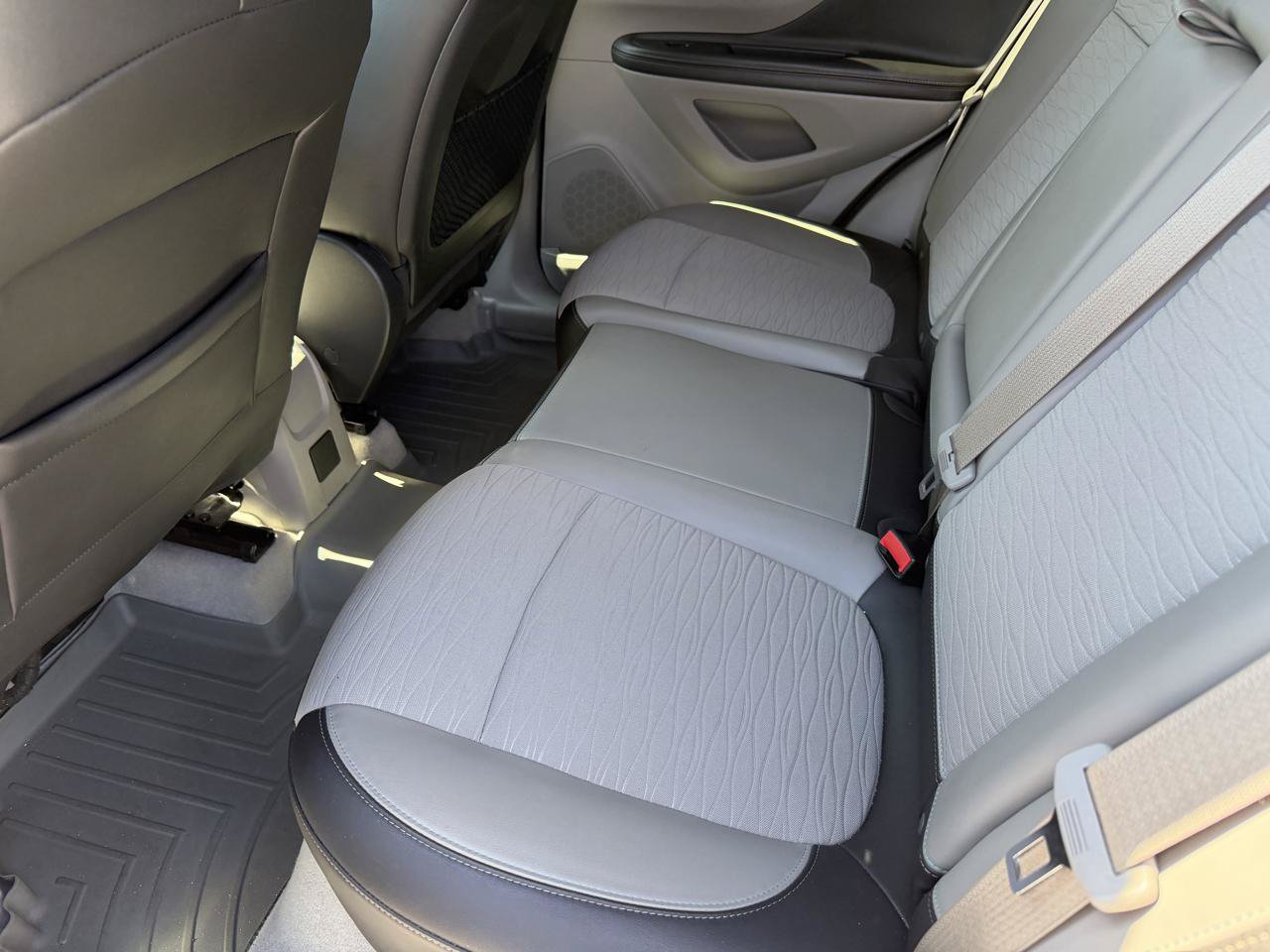 Used 2016 Buick Encore FWD image 12