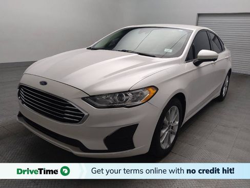 Used 2019 Ford Fusion SE FWD image 1