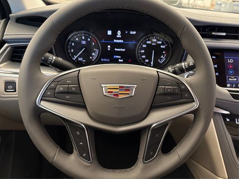 New 2026 Cadillac XT5 Premium Luxury FWD image 19