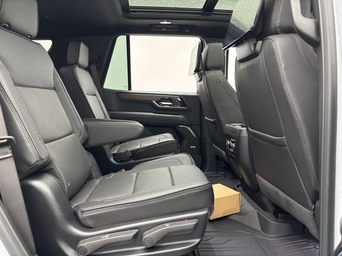 New 2026 GMC Yukon Denali w/ Advanced Technology Package AWD/4WD image 43