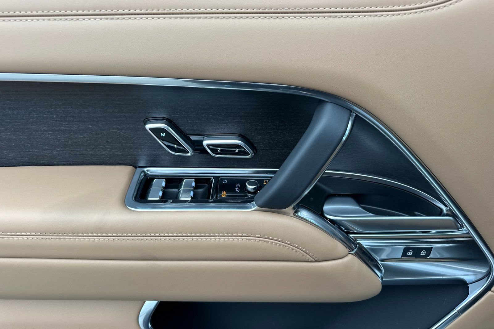 New 2026 Land Rover Range Rover SE AWD/4WD image 11