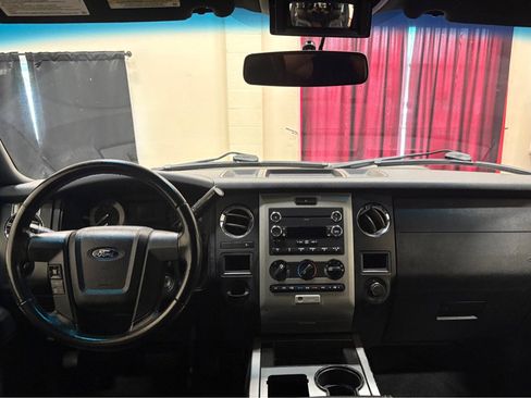 Used 2016 Ford Expedition XL RWD image 26