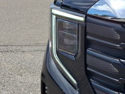 Used 2024 GMC Sierra 1500 Pro w/ Pro Value Package AWD/4WD image 29
