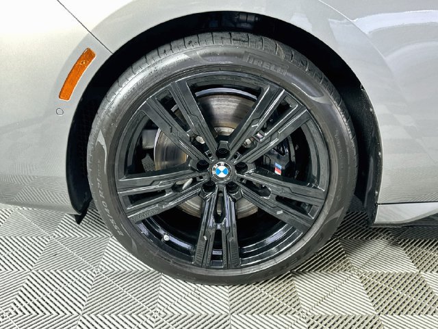 Used 2024 BMW 760i xDrive w/ Executive Package AWD/4WD image 29