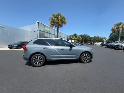 Used 2024 Volvo XC60 B5 Plus w/ Protection Package Premier AWD/4WD image 19